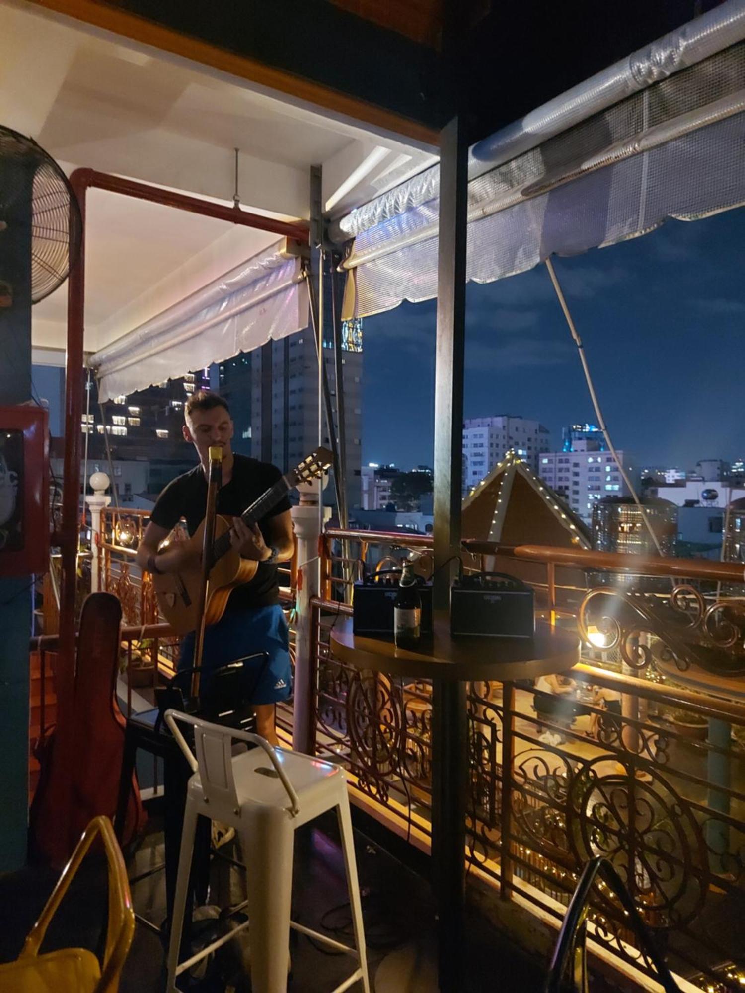 Saigon Rooftops Hostel مدينة هوشي منه المظهر الخارجي الصورة