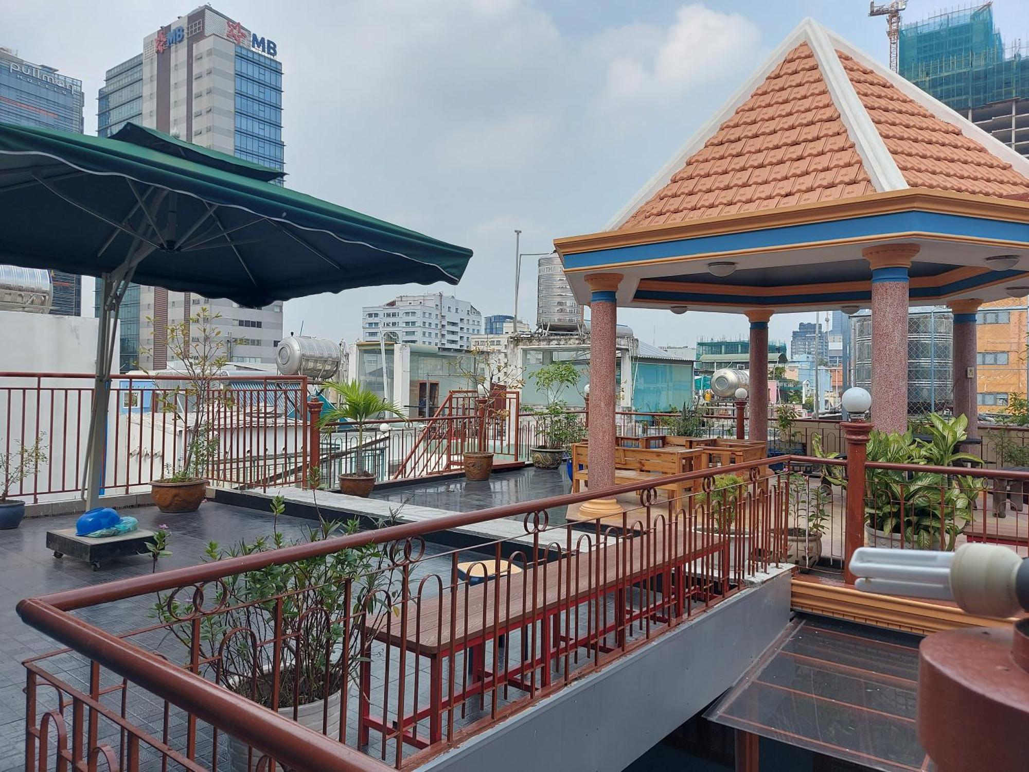 Saigon Rooftops Hostel مدينة هوشي منه المظهر الخارجي الصورة